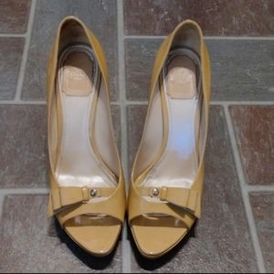 Christian Dior nude beige platform pump size 40.5